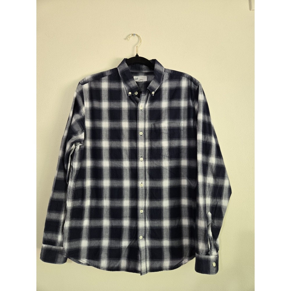 Gap Mens Button Down Shirt size Medium Blue White Plaid Long Sleeve Cotton